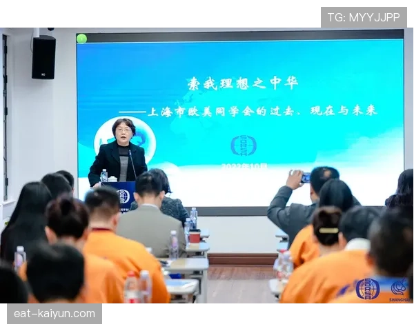 林孝埈训练完直接去奢侈品店刷卡，这谁顶得住啊
